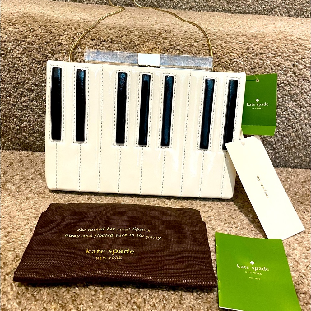 BNWT - Kate Spade NY Emmanuelle Fancy Footwork Piano Keys Clutch!